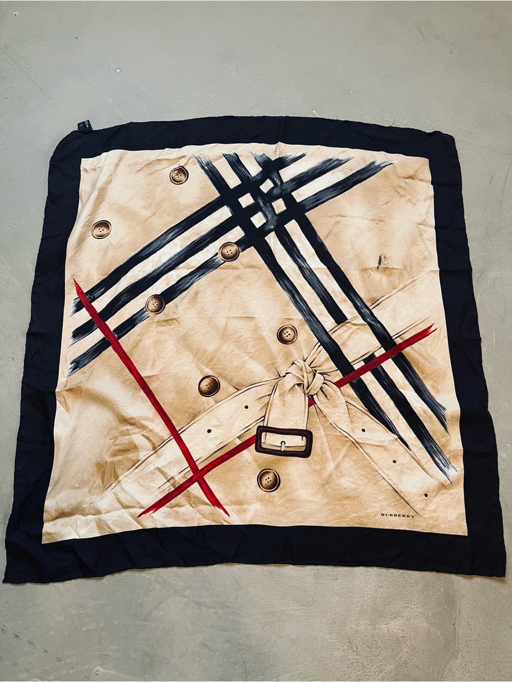 Burberry London Vintage Trench Nova Check Plaid 100% Silk Large Scarf - Picture 2 of 7